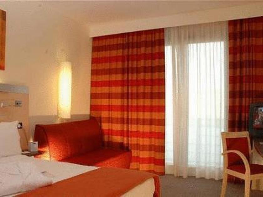 Idea Hotel Torino Mirafiori Exteriör bild